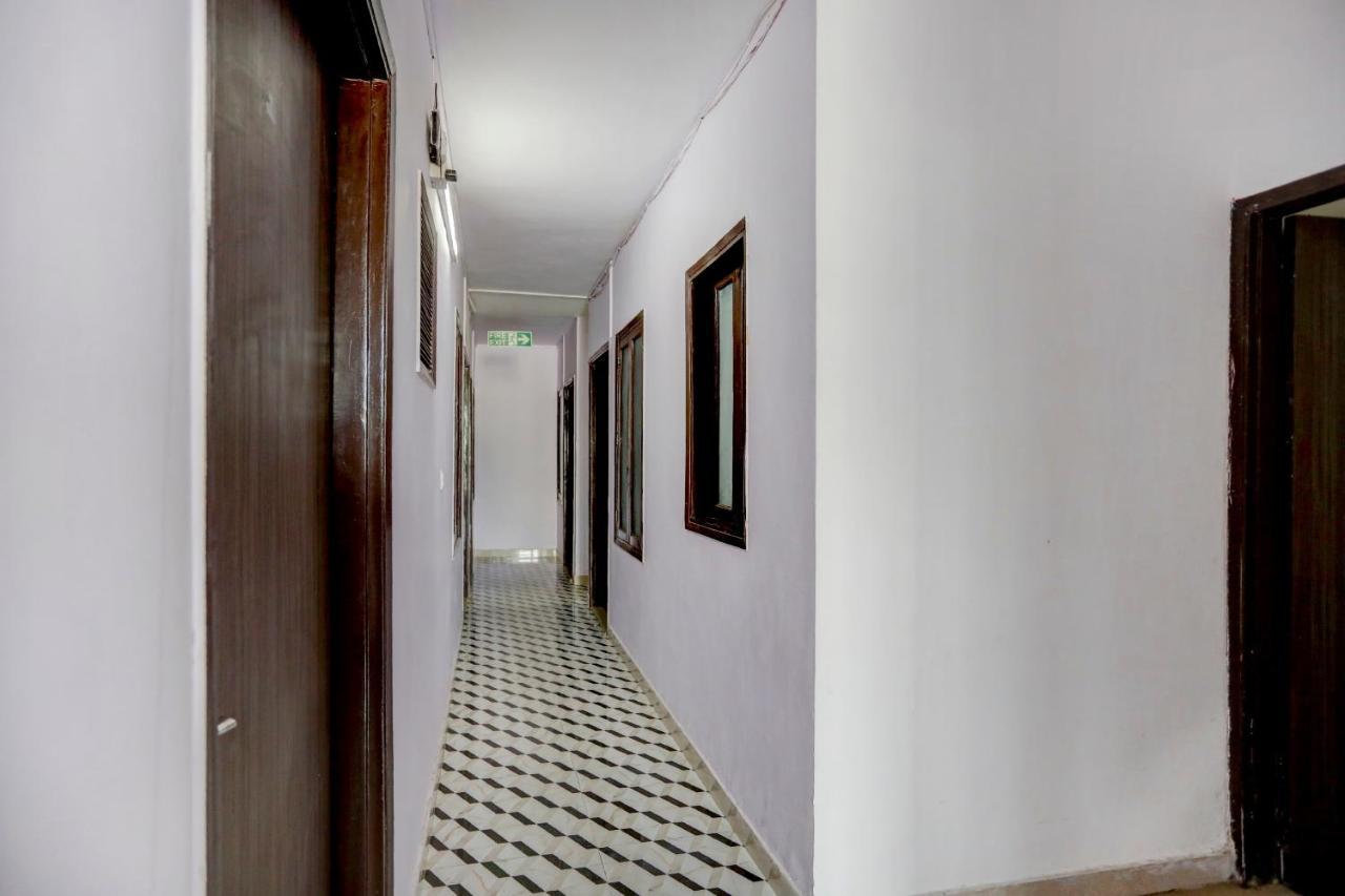 Hotel O Blissbourn Yeni Delhi Dış mekan fotoğraf