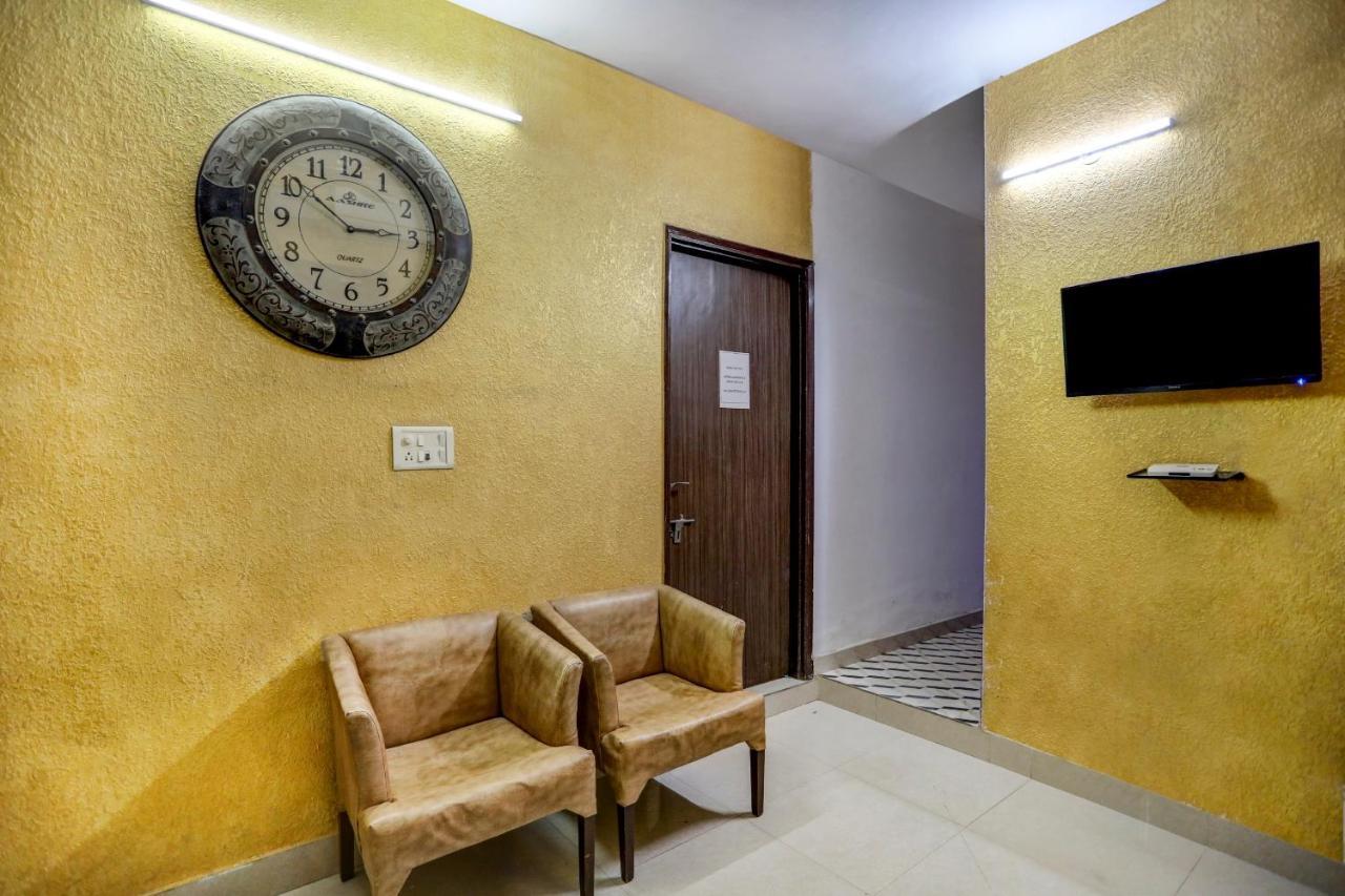 Hotel O Blissbourn Yeni Delhi Dış mekan fotoğraf